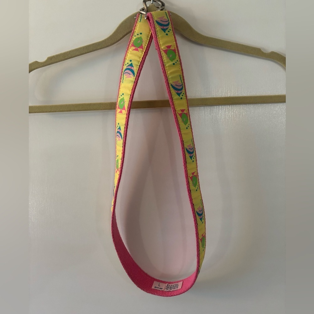 Douglas Paquette “H” Closure Tropical Fish Pink Canvas Belt Women’s Size Large - Picture 2 of 8